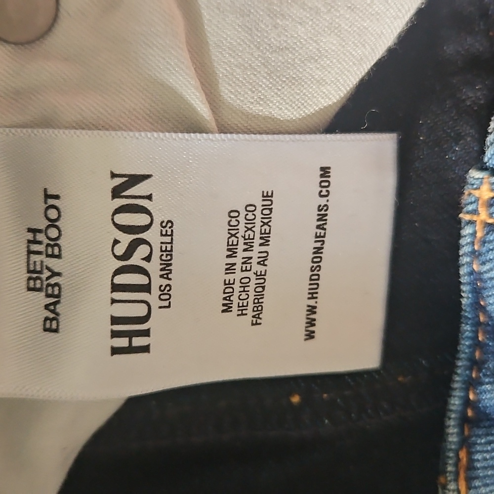 Women's Hudson's Blue Jeans - Picture 3 of 4